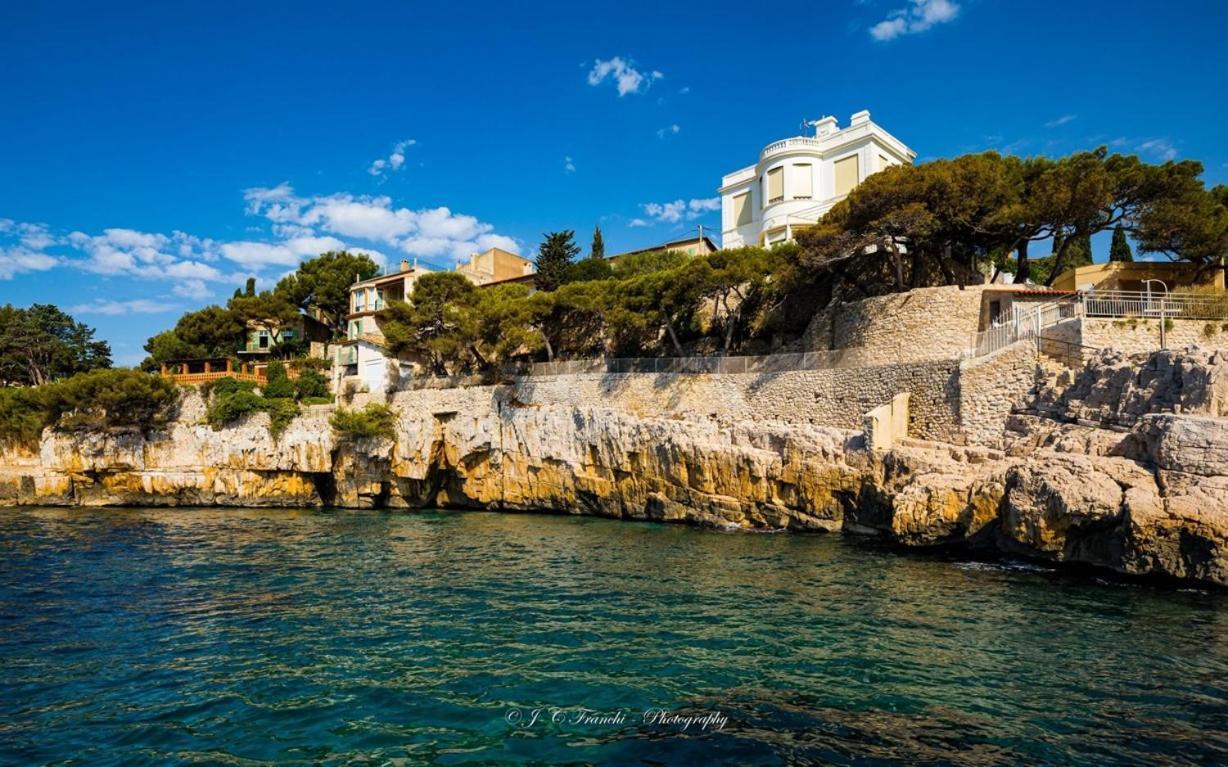 La Maison De Doms Avec Jacuzzi Et Vue Mer Cassis Exterior photo